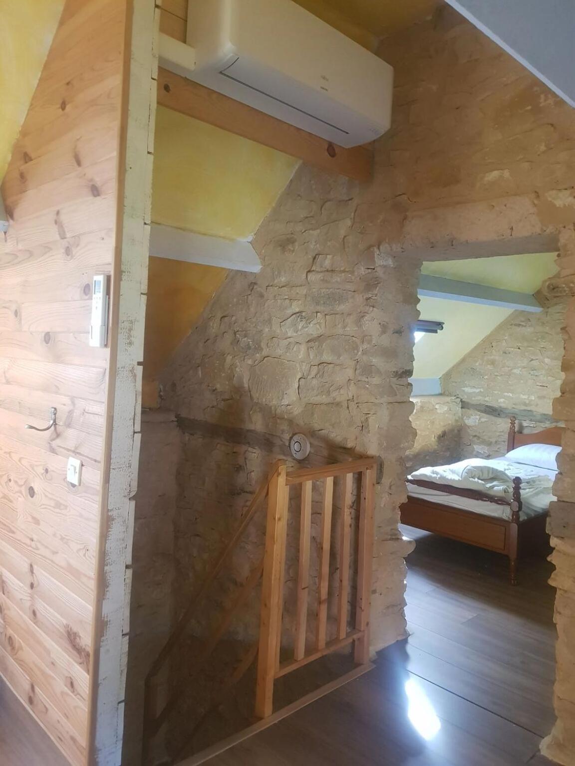 Charmante Maison Avec Piscine Partagee A Le Buisson-De-Cadouin Exterior foto